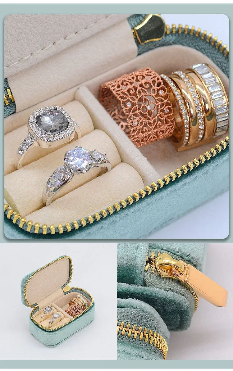Mini Travel Jewelry Box, Ring  - Travel Jewellery & Accessories Organiser recensione e prezzo