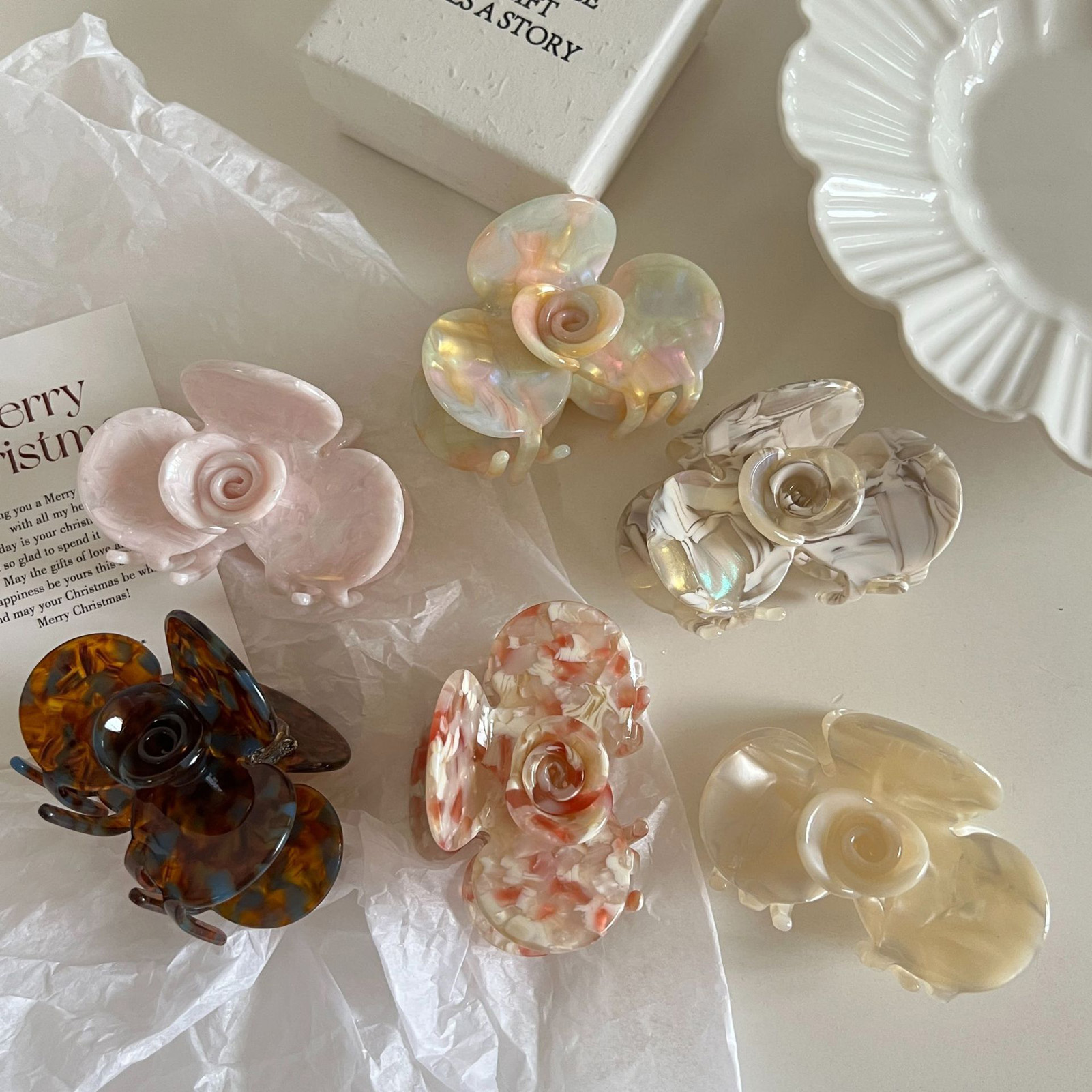 French Retro Camellia Acetate  - Travel Accessories For Girls recensione e prezzo