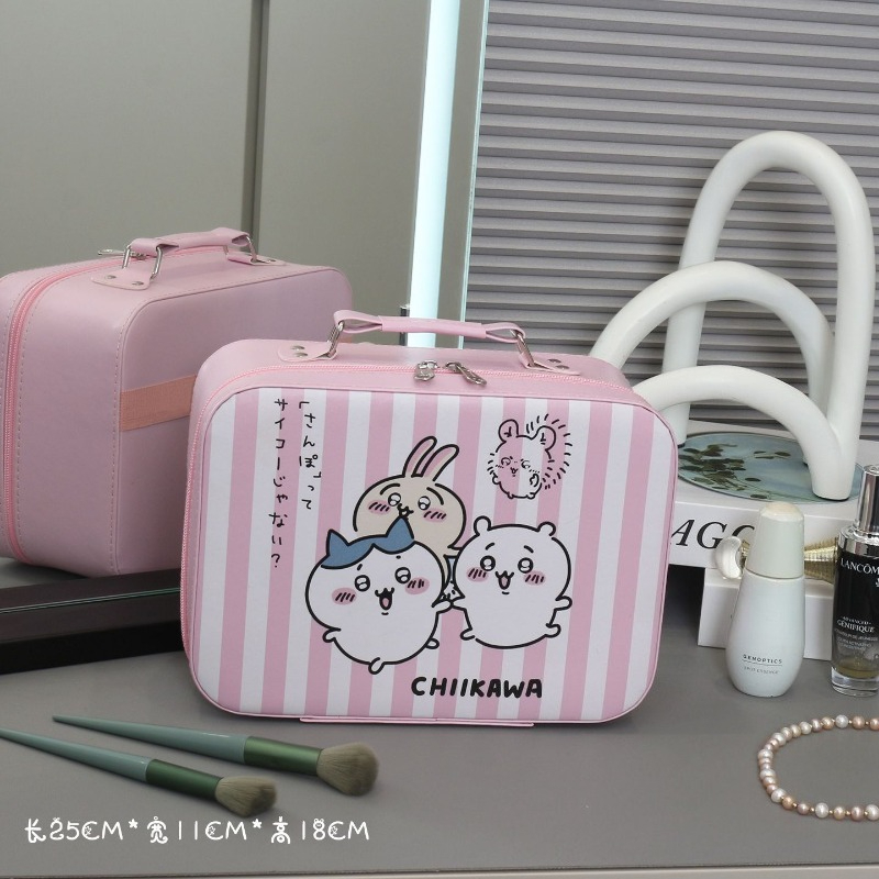 Anime Chiikawa Usagi Cosmetic  - Travel Accessories For Japan Trip recensione e prezzo