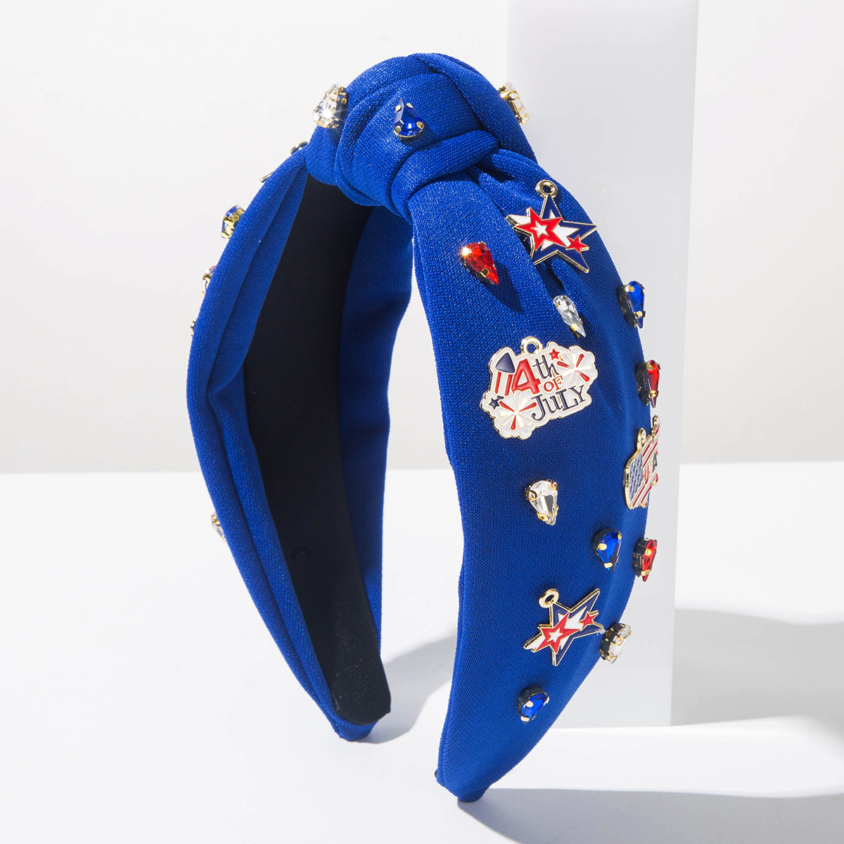 Patriotic Fourth Of July Knott - Travel Accessories July recensione e prezzo