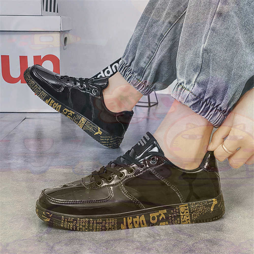 Round Foot Size 45 Sneakers Wh - Travel Accessories On Sale recensione e prezzo