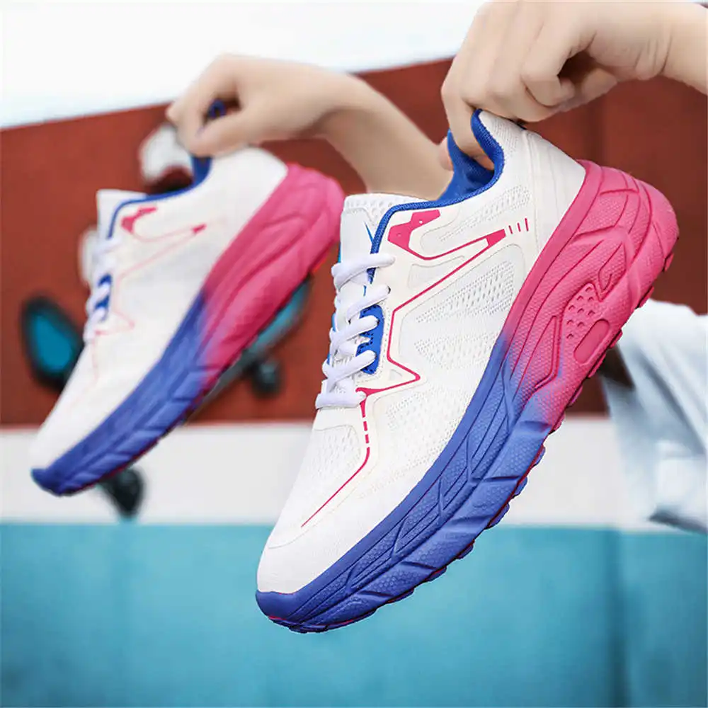 Does Not Slip Size 37 Shoes Si - Travel Accessories On Sale recensione e prezzo